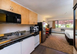 Prestige Riverside Lodge Quesnel