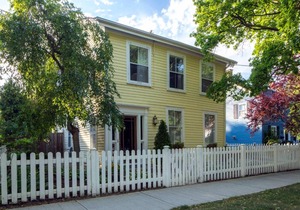 Queen Regent Bed & Breakfast