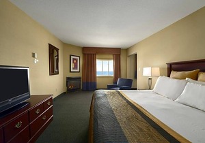 Ramada by Wyndham Jordan/Beacon Harbourside Resort