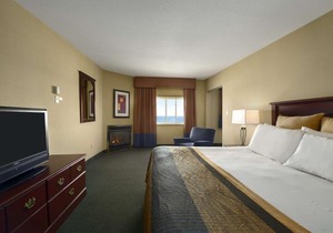 Ramada by Wyndham Jordan Beacon Harbourside Resort