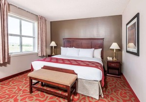 Ramada by Wyndham Sherwood Park