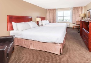Ramada by Wyndham Sherwood Park