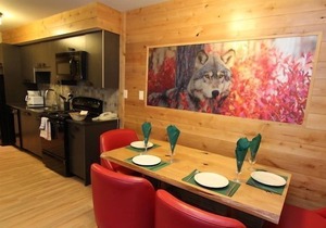 Renovated Condo At The Base of Tunnel Mountain!