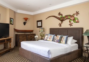 Retro Suites Hotel