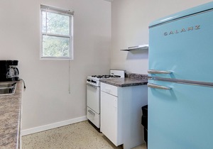 Rice lake 2 bedrooms waterfront cottage