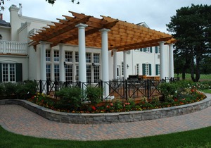 Riverbend Inn & Vineyard