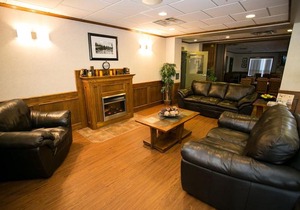 Service Plus Inns & Suites Drayton Valley