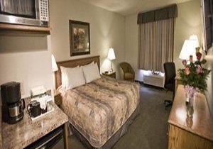 Service Plus Inns & Suites Drayton Valley