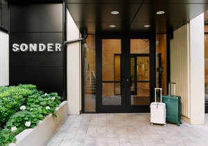 Sonder at Revival | King Room+ w/Terrace Courtyard View