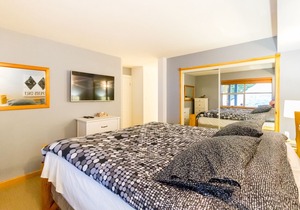 Spacious 2 bed, ski in/out, perfect location for summer & winter!