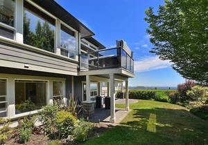 Spacious 2 Bedroom Suite On Bear Mountain