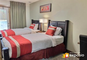 Spacious Mountain 2 Bedroom with Hot tub managed by Little Sister Getaways