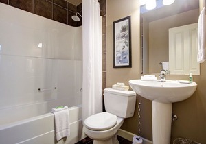 Spacious Sooke 3 Bedroom Townhome