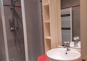 Studio rénové 16m2, terrasse, animaux admis, parking, près télécabine Brévent - FR-1-517-3