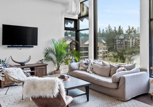Stunning Bear Mountain Penthouse