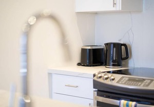 Stylish Home in Queen West
