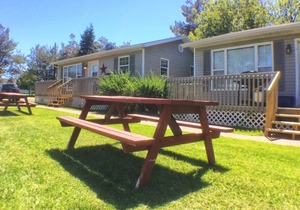 Sunset Cottage #1 near beaches, golfing, trails, shopping and local attractions!