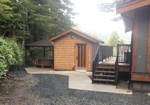 The Great Escape & Bunkhouse - Secluded with Hot Tub