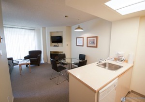 The Marquise, Steps from Slopes, Pool and Hot Tub, Patio, Free Shuttle