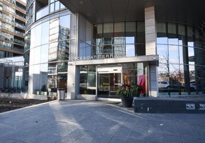 The Place To Stay! AMENTITIES + DT + PARKING