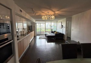 Toronto Downtown Luxurious Stylish 3 Bedroom 3 Bath 2 Balconies near Rogers Centre lakeview condo