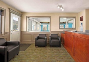 Travelodge by Wyndham Salmon Arm