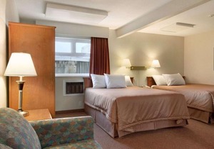 Travelodge by Wyndham Langley City