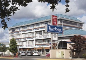 Travelodge by Wyndham Victoria Airport Sidney
