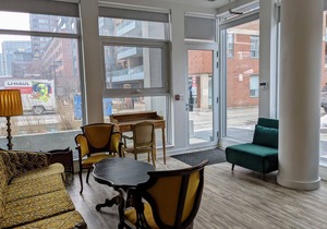 Trendy Unit on Queen West