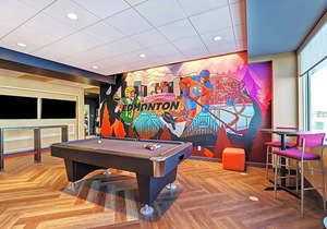 TRU BY Hilton Edmonton Windermere