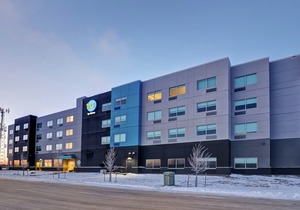 Tru by Hilton Edmonton Windermere