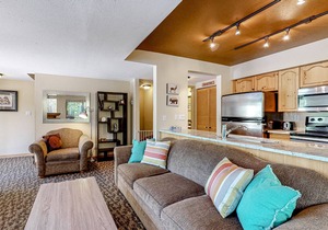 Two-Story Mountain View Condo w/Gas Grill, Private Hot Tub, Fireplace, Free WiFi