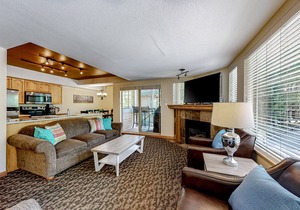Two-Story Mountain View Condo w/Gas Grill, Private Hot Tub, Fireplace, Free WiFi