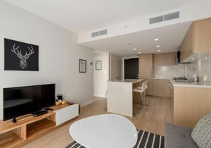 Vancouver Nunavut 2BR Apartment