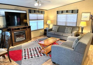 Vine Ridge Resort - Cottages