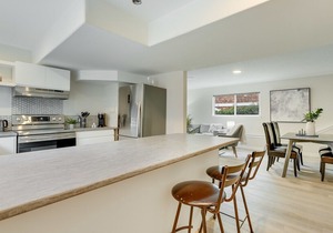 Walnut St. Suite in the heart of Fernwood