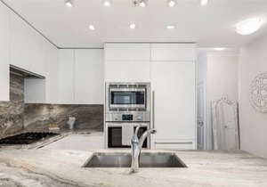Waterfront luxury living in the heart of North Vancouver