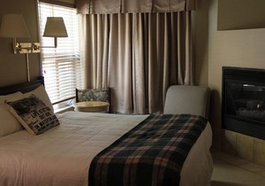 Waterton Lakes Lodge Resort