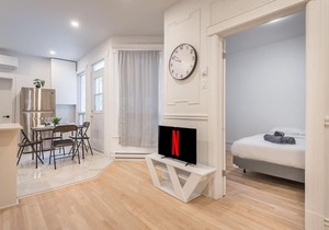 Wonderful 4BedR in Mile-End with FREE Parking