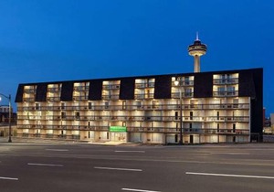 Wyndham Garden Niagara Falls Fallsview