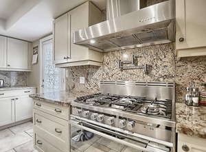 Executive Cottage Innisfil Beach | Alcona