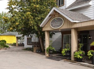 Bayview Wildwood Resort Hotel | Port Stanton