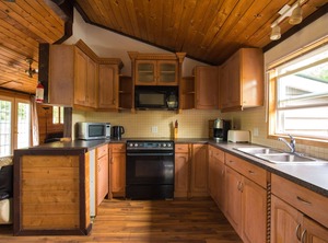 Beautiful Bdrm Bunkie Waterfront Cottage Gull | Minden Hills