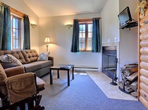 Cottage Log | Val David