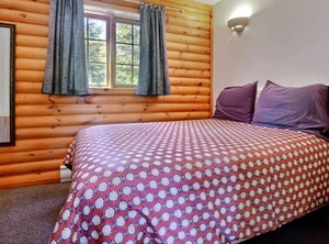 Cottage Log | Val David