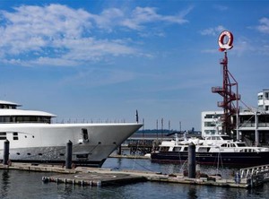 The Lonsdale Quay Hotel | Lower Lonsdale