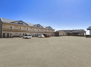 Days Inn | High Level