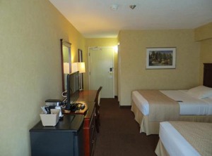 Days Inn | Northeast Mississauga