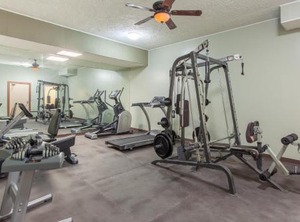 Econo Lodge Inn | Medicine Hat