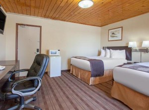 Econo Lodge Inn | Medicine Hat